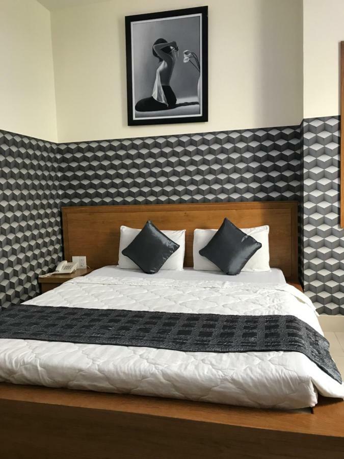 10H Hotel مدينة هوشي منه المظهر الخارجي الصورة